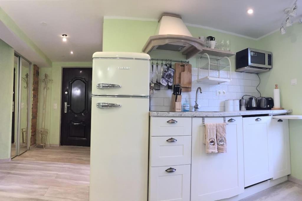Prime 2Br/Ba Apt Next To Main Station & Olympic Center Лиепая Экстерьер фото